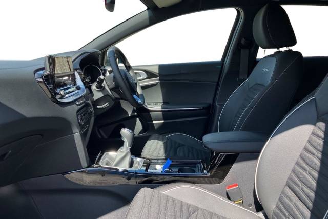 2025 Kia Ceed 1.5T GDi ISG 138 GT-Line 5dr