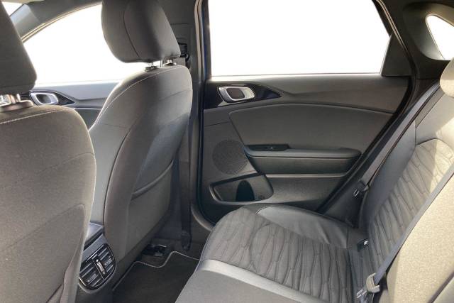 2025 Kia Ceed 1.5T GDi ISG 138 GT-Line 5dr