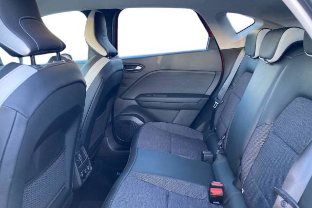 2022 Renault Captur 1.6 E-TECH Hybrid 145 SE Edition 5dr Auto