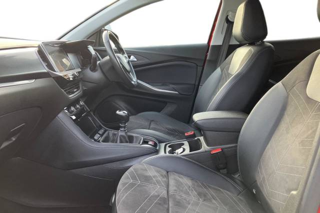 2022 Vauxhall Grandland 1.2 Turbo Ultimate 5dr