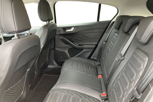 2022 Ford Focus 1.0 EcoBoost Hybrid mHEV 155 Active Vign 5dr Auto