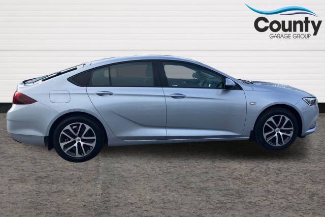 2017 Vauxhall Insignia 1.5T ecoTec Design 5dr