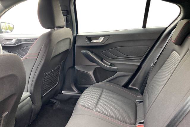 2023 Ford Focus 1.0 EcoBoost Hybrid mHEV 155 ST-Line Edition 5dr