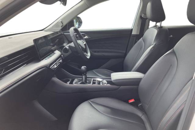 2024 MG MG HS 1.5 T-GDI Trophy 5dr