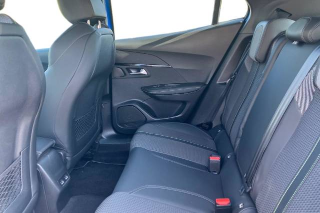 2023 Peugeot e-2008 0.0 100kW GT 50kWh 5dr Auto