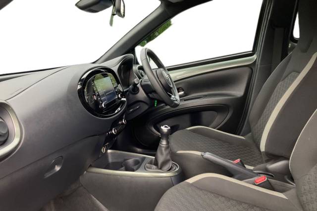 2022 Toyota Aygo X 1.0 VVT-i Edge 5dr
