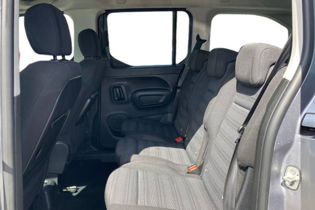 2022 Vauxhall Combo-life 1.5 Turbo D SE XL 5dr [7 seat]