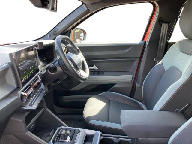 2025 Dacia Duster 1.6 Hybrid 140 Extreme 5dr Auto