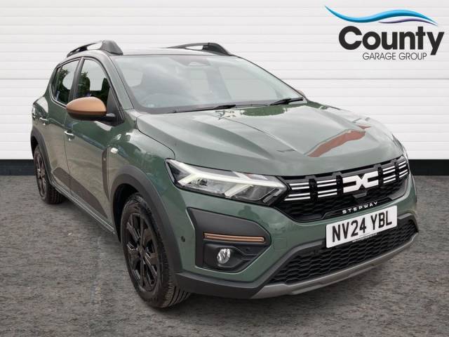 Dacia Sandero Stepway 1.0 TCe Extreme 5dr CVT Hatchback Petrol GREEN