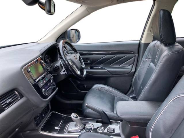 2016 Mitsubishi Outlander 2.0 PHEV GX4h 5dr Auto