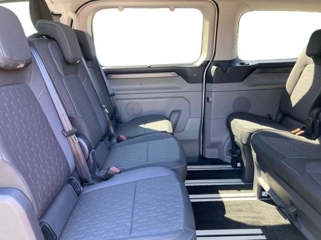 2026 Ford Tourneo Custom 2.0 EcoBlue 136ps H1 Titanium 8 seater Auto