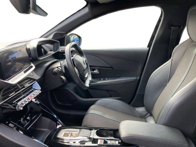 2024 Peugeot 208 1.2 Hybrid 136 GT 5dr e-DSC6