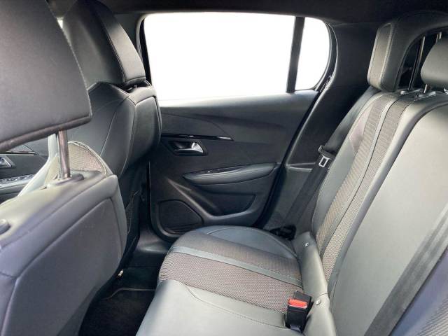 2024 Peugeot 208 1.2 Hybrid 136 GT 5dr e-DSC6