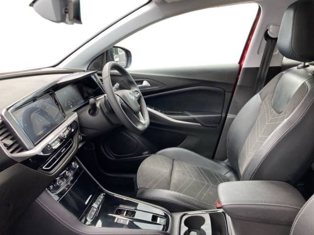 2024 Vauxhall Grandland 1.6 Plug-in Hybrid Ultimate 5dr Auto