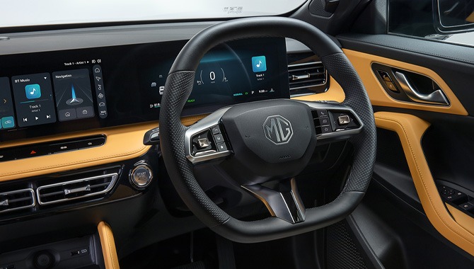 MG HS Plug-in Hybrid - 